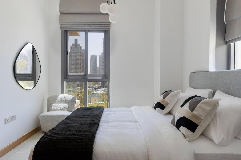 Dubai Marina, Two Bedrooms Apartment With Full Marina View Exterior photo